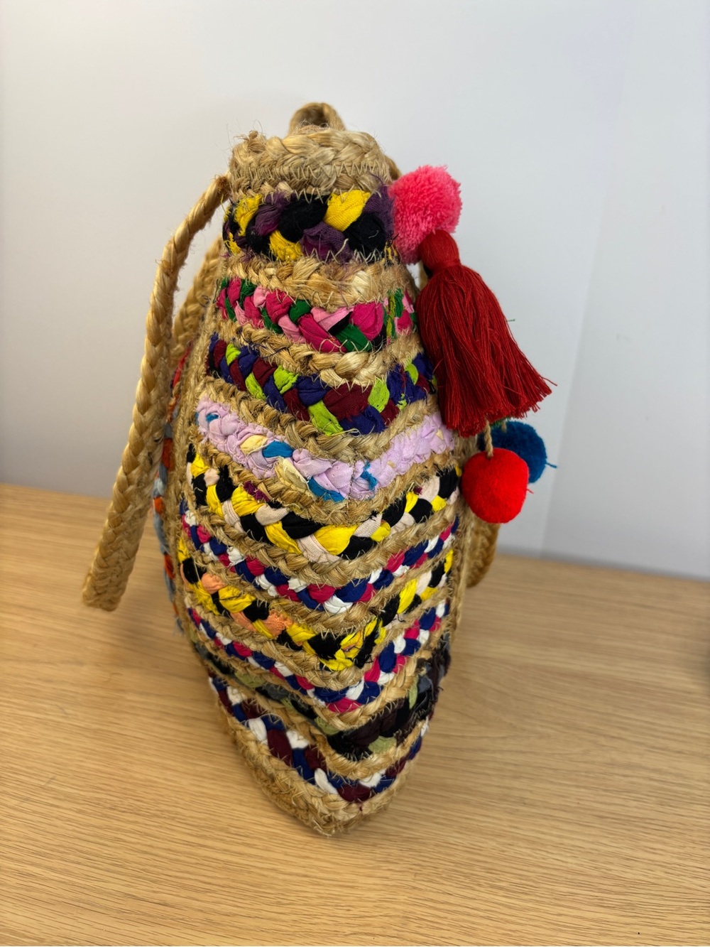 Unbranded Multicolor Braided Jute Tote Bag with Pom Pom Tassels - Picture 3 of 11